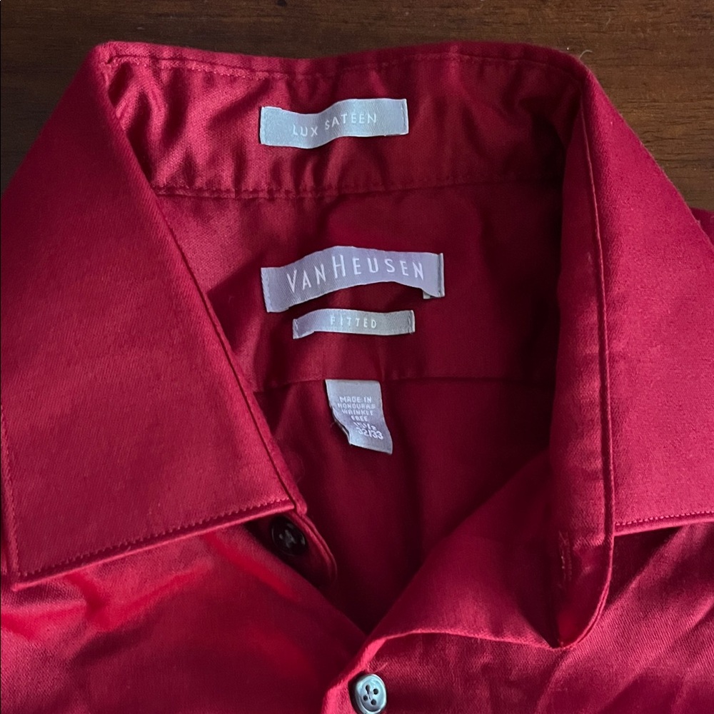 Van Heusen Bold Red Dress Shirt - Picture 2 of 4